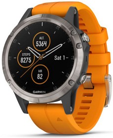 Bilde av Garmin fenix 5 Plus Sapphire Titan m/oransje silikon reim